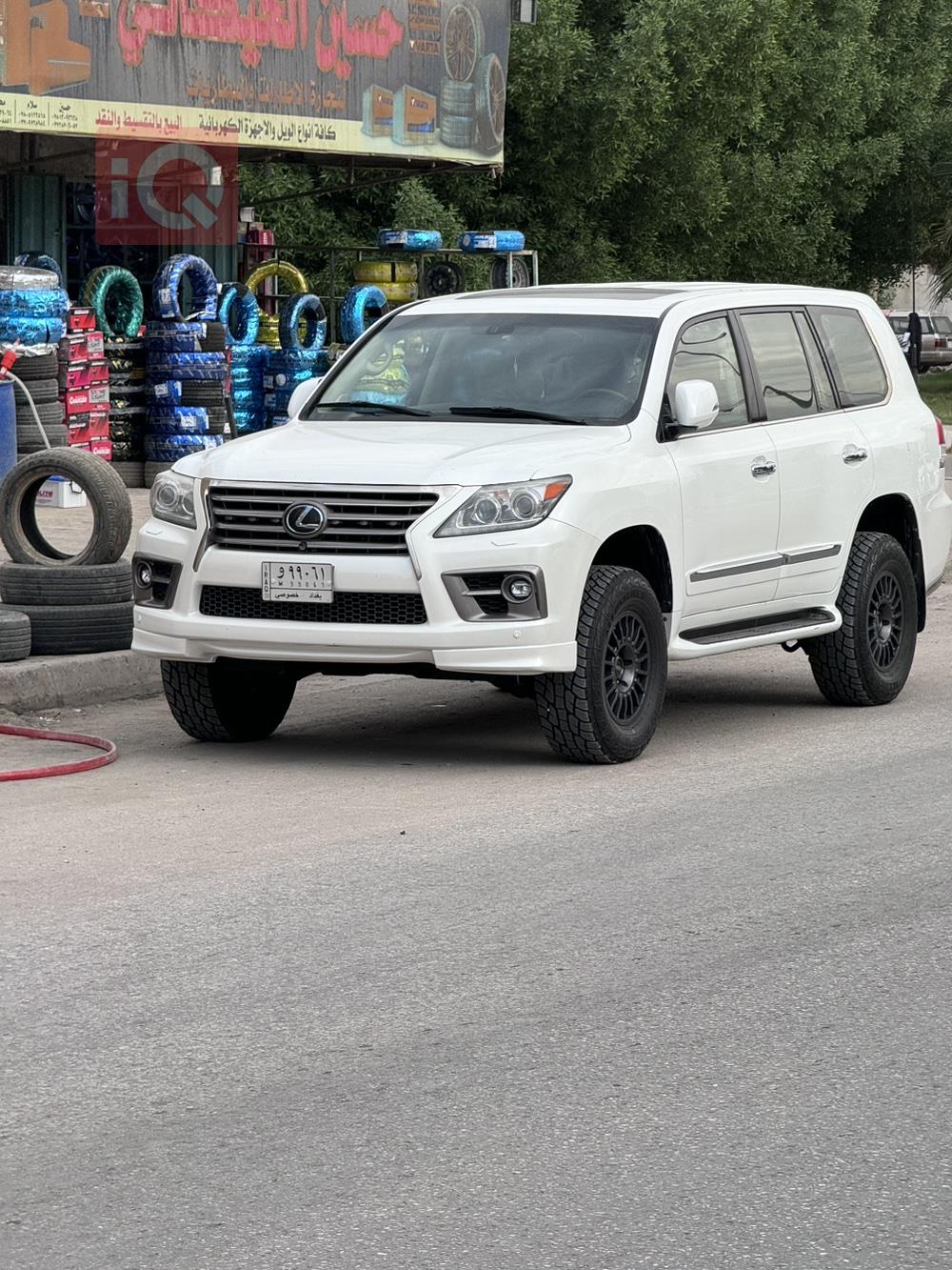 Lexus LX